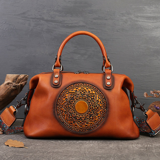 Totem Artisan Cowhide Shoulder Bag Large Capacity Retro Elegance  Curated by LUNVERO