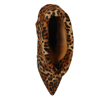 Arden Furtado 2025 Spring leopard print Large tubular boots Pointed toe Slip-on Pleated Middle heel Modern boots Short boots