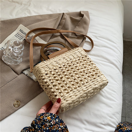 Woven Horizontal Square Handbag – Elegant & Functional
