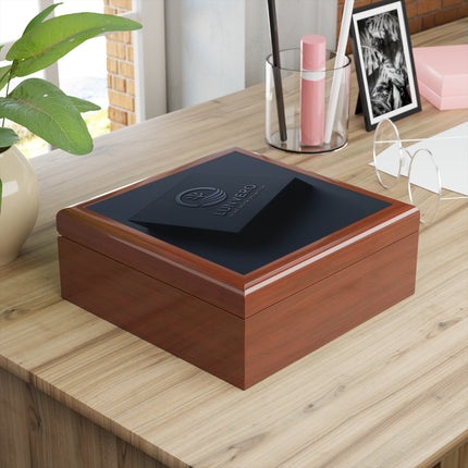 LUNVERO Luxury Jewelry Box – Matte Black with Embossed Logo