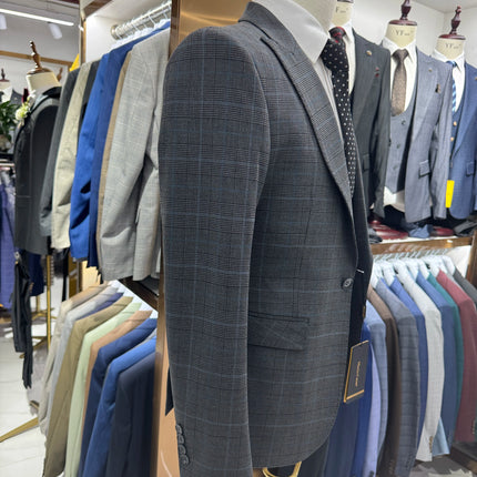 Italian Fashion Mens Suits 3 Pieces Slim Fit Single Breasted for Evening Parties Proms and Red Carpet Events Luxury Design