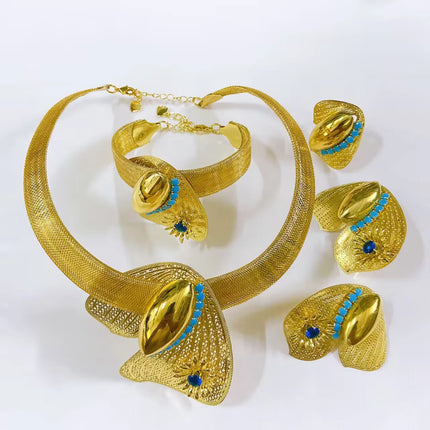 Zhuerrui's New Unique Set of Four Pieces of Jewelry with Unique Styling Is Designed As a Retro Luxury Wedding Anniversary Gift