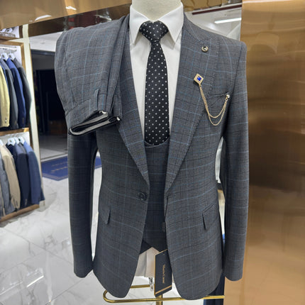 Italian Fashion Mens Suits 3 Pieces Slim Fit Single Breasted for Evening Parties Proms and Red Carpet Events Luxury Design