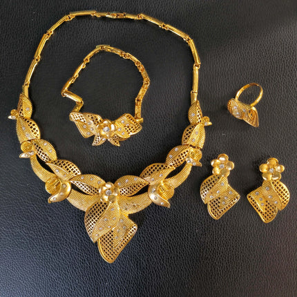 Factory  Gold Plated Jewelry Set Wholesale Bridal Necklace Jewelry Set Fashion Women Costume Pendant