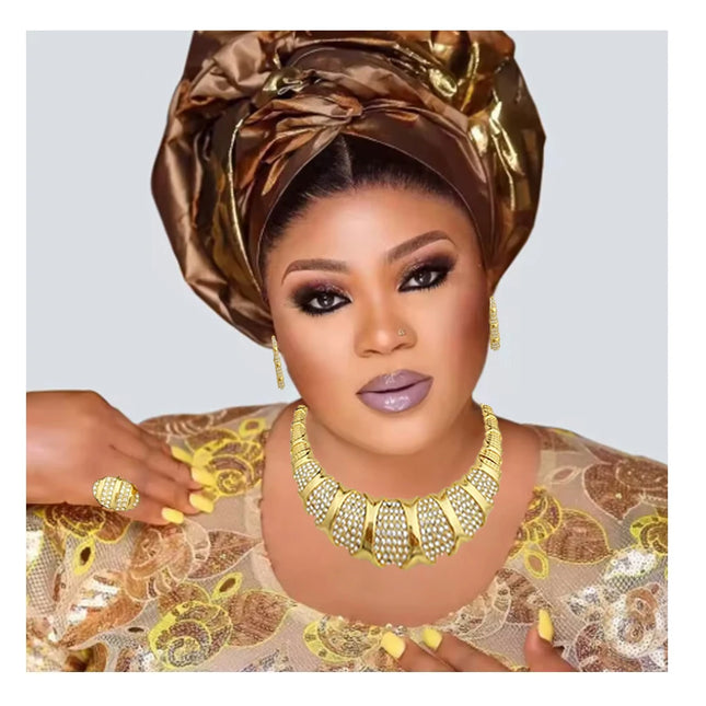 Dubai Jewelry Set For Women 18K Gold Plated Luxury Necklace Earrings Bracelet And Ring Set Jewelry For Wedding Party Trending