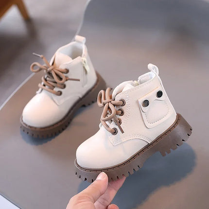 Fashionable high-top shoes for kids, minimalist and atmospheric casual boots for girls, princess shoes, new style short boots.