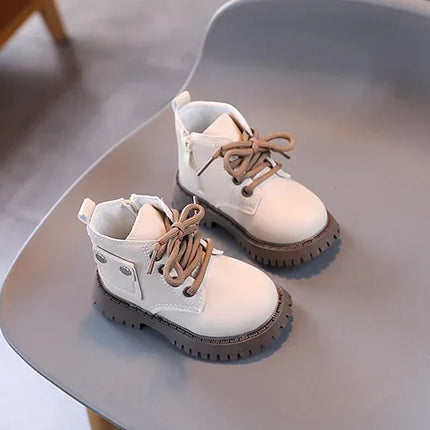 Fashionable high-top shoes for kids, minimalist and atmospheric casual boots for girls, princess shoes, new style short boots.