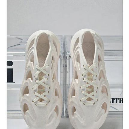 Summer Men's Classic Hollow Sandals Anti slip Beach Hole Shoes Lace up Sports Sandals Outdoor Lightweight Water Garden Shoes