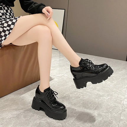 Women Patent Learther Platform Sneakers 10CM Wedge Heels Ladies Autumn Chunky Sneakers Pumps Woman Non Slip Super Thick Shoes