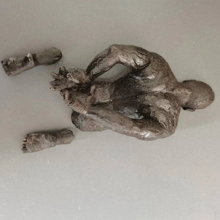 Wall Man Sculpture Home Decor Wall Art Living Room Wall Decoration Resin Handicraft Pendant Home Accessories