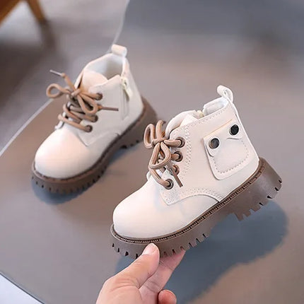 Fashionable high-top shoes for kids, minimalist and atmospheric casual boots for girls, princess shoes, new style short boots.