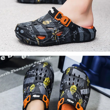 New Men Clogs Luxury Design Summer Shoes Sandals Daily Walking Beach Indoor Footwear Size 39-46 Comfortable Men Shoes Slippers