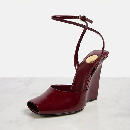 Arden Furtado 2025 Summer Patent Leather peep toe Wedges Sandals Platform Super high heel Belt buckle word-cingulate Sandals