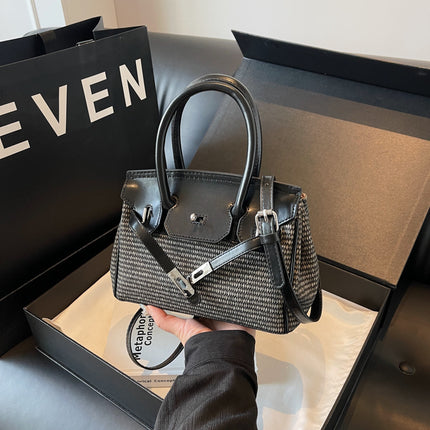 Riviera Bloom: French Straw Crossbody – Summer Edition